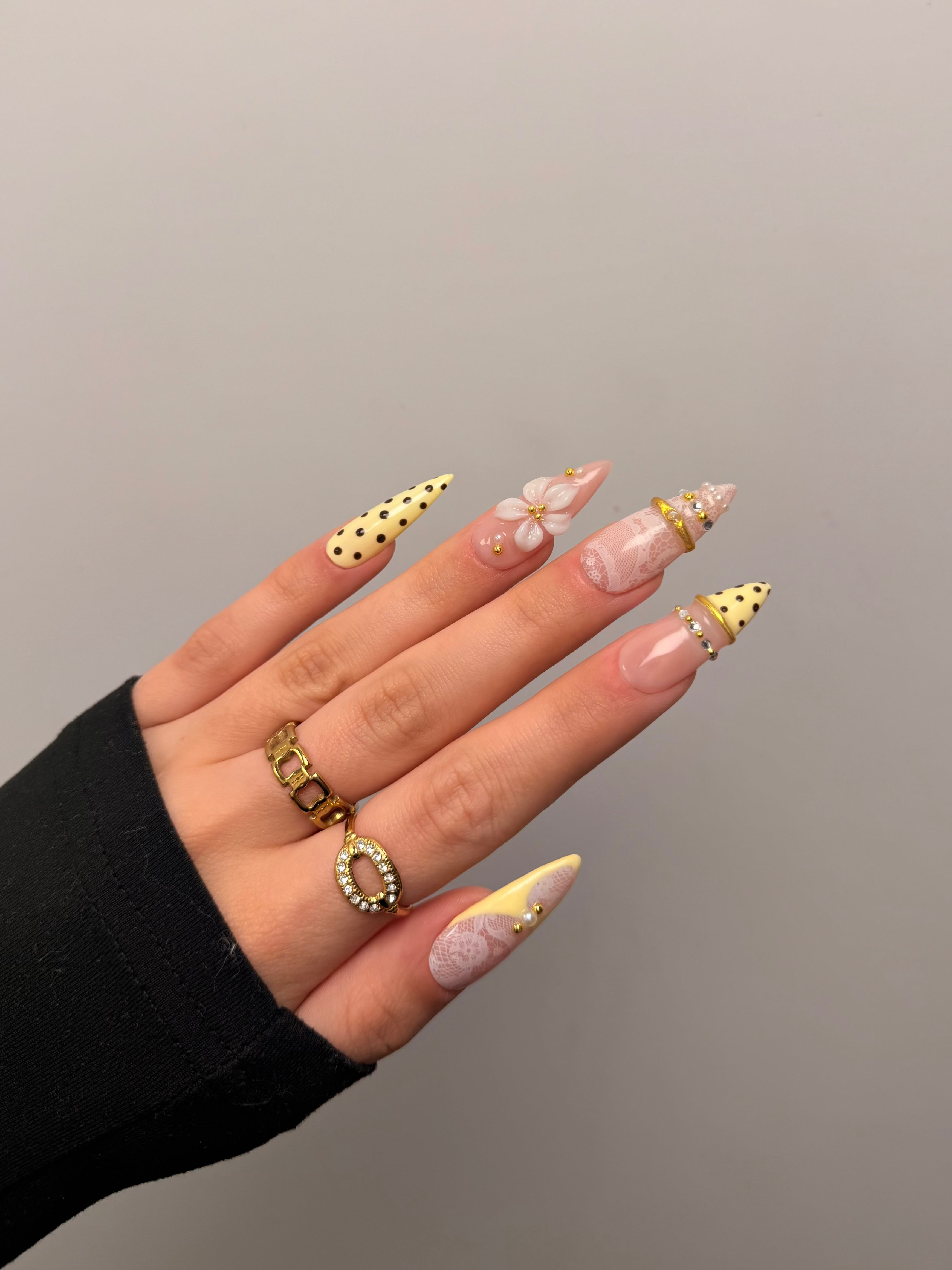 Vanilla Lace